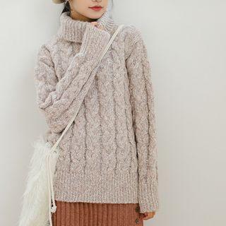 Turtleneck M Lange Cable Knit Sweater
