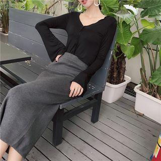 Long-sleeve Frill-trim T-shirt / Midi Knit Skirt
