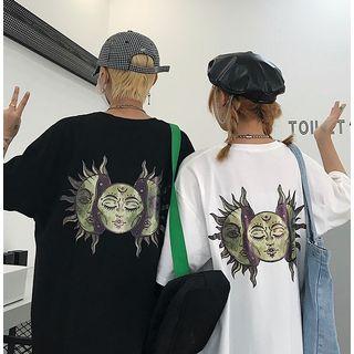 Moon & Sun Print Elbow-sleeve T-shirt