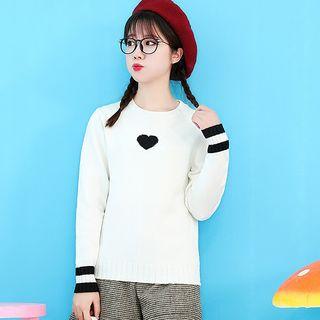 Contrast-stripe Heart-pattern Sweater