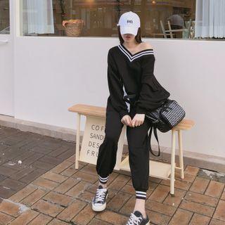 Set: V-neck Contrast-trim Sweatshirt + Jogger Pants