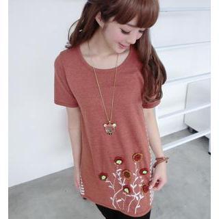 Short-sleeve Flower Accent Long Top