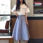 Printed Short-sleeve T-shirt / High Waist Midi A-line Skirt