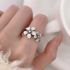 Sterling Silver Flower Ring J2930 - Silver - One Size