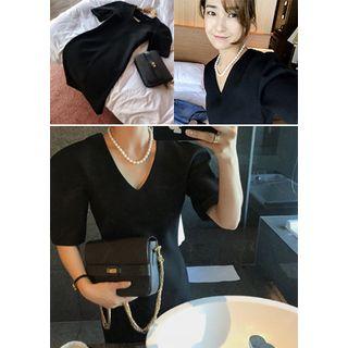 V-neck Drop-shoulder Midi Dress