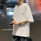 Elbow-sleeve Zigzag Pattern T-shirt