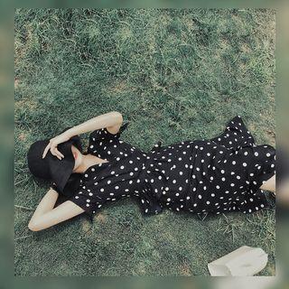 Dotted Short-sleeve Blouse / Midi A-line Skirt