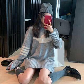 Whale Loose-fit Sweater