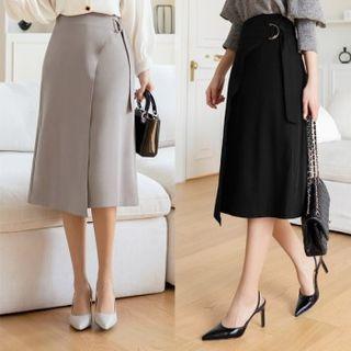 Buckled Waist Midi Skirt