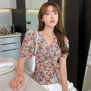 Short-sleeve Floral Print Blouse Red & Green - One Size