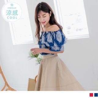 Leaves Patterned Ruffle Trim Off-shoulder Top