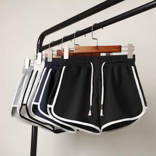 Contrast-trim Yoga Shorts