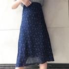 Pleated Camisole Top / Floral Print Midi Skirt