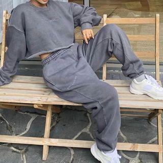 Set: Crop Sweatshirt + Sweatpants