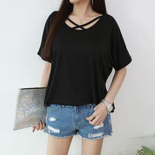 Dolman-sleeve Cross-strap T-shirt