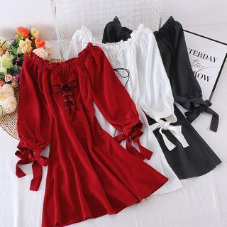 Off-shoulder Long-sleeve Lace-up String Dress