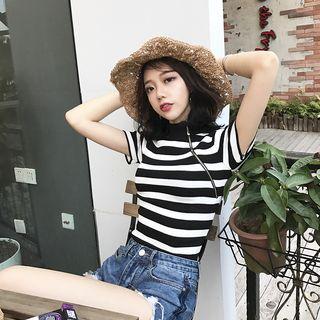 Short-sleeve Side-zip Knit Top