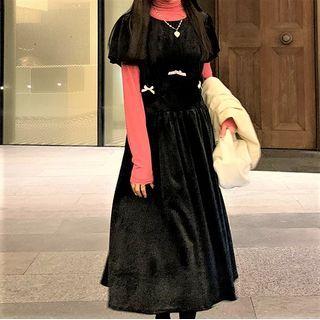 Short-sleeve Midi A-line Velvet Dress Black - One Size