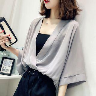3/4 Sleeve Deep V-neck Chiffon Top