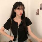 Short-sleeve Asymmetrical Zip-up T-shirt