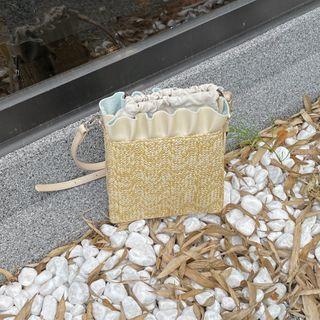 Frilled-detail Woven Shoulder Bag