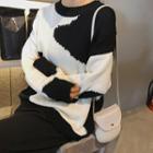 Print Loose-fit Sweater / Plain Skirt