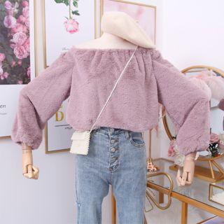 Boatneck Loose-fit Furry Top