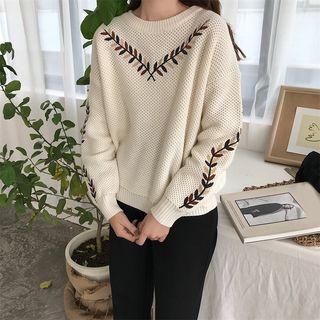 Embroidered Round Neck Loose-fit Sweater