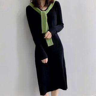 V-neck Midi Ribbed Knit Dress