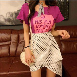 Lettering Short-sleeve T-shirt / Polka Dot Asymmetric A-line Skirt