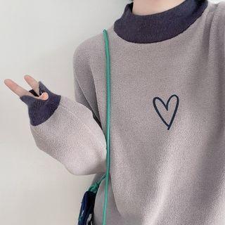Mock-neck Heart Embroidery Sweatshirt