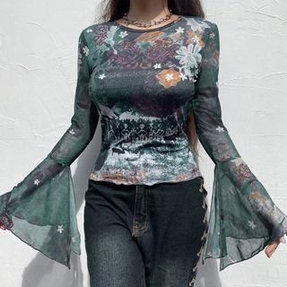 Long Sleeve V-neck Heart Print Top
