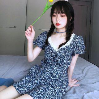 Puff-sleeve Floral Print V-neck A-line Mini Dress