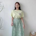 Short-sleeve Daisy-illustrated T-shirt