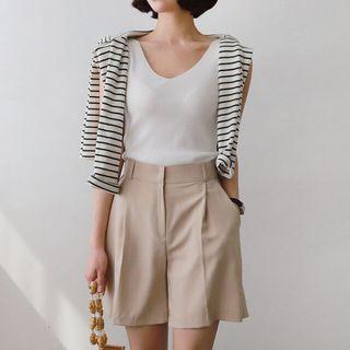 Pleated Wide-leg Dress Shorts