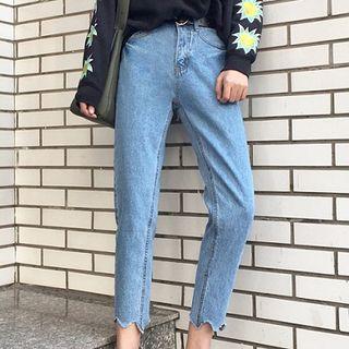 Scallop Hem Cropped Slim Fit Jeans