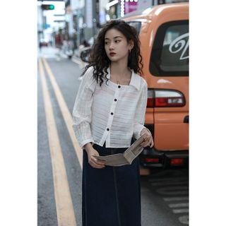Collared Square-neck Buttoned Blouse