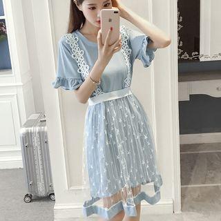 Set: Plain Short-sleeve Dress + Mesh Suspender Skirt