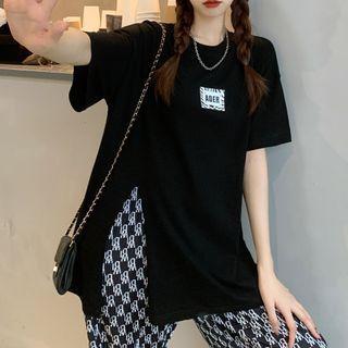 Elbow-sleeve T-shirt / Patterned Wide Leg Pants