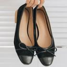 Paneled Ribbon Low Heel Pumps