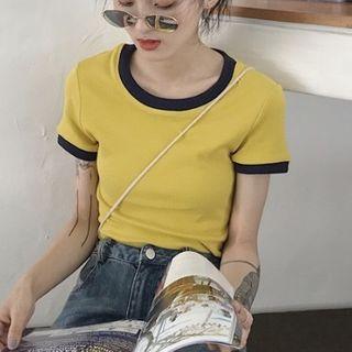 Color-block Cropped Short-sleeve T-shirt