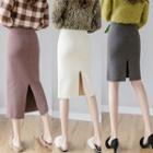 Back-split Knit Skirt