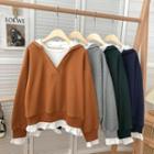 Color Panel Round-neck Hooded Sweatshirt