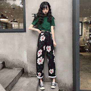 Set: Short-sleeve Drawstring Cropped T-shirt + Flower Print Wide-leg Pants