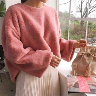 Round-neck Faux-fur Top
