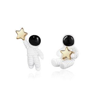 Asymmetric Astronaut Stud Earring