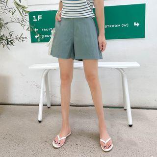 Band-waist Comfy Shorts