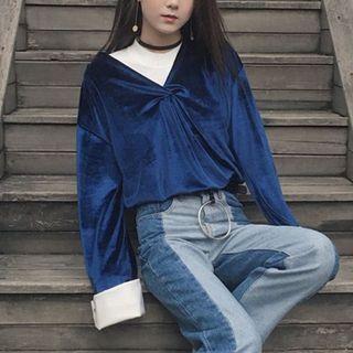 Color-block V-neck Velvet Long-sleeve Blouse