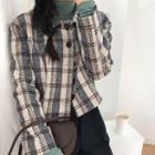 Long-sleeve Mock Neck T-shirt / Plaid Buttoned Jacket