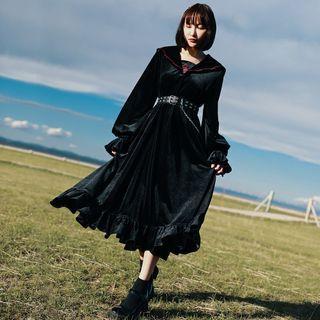 Flared-cuff Fan Embroidered Midi A-line Velvet Dress